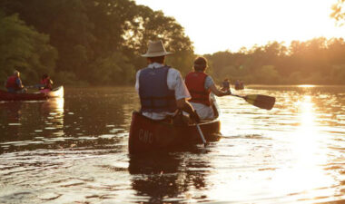 When you canoe with CNC, your naturalist will enlighten you on the cultural and natural history of the river. You'll learn about important ecological relationships and environmental issues that affect this endangered river, while enjoying its peaceful qualities.